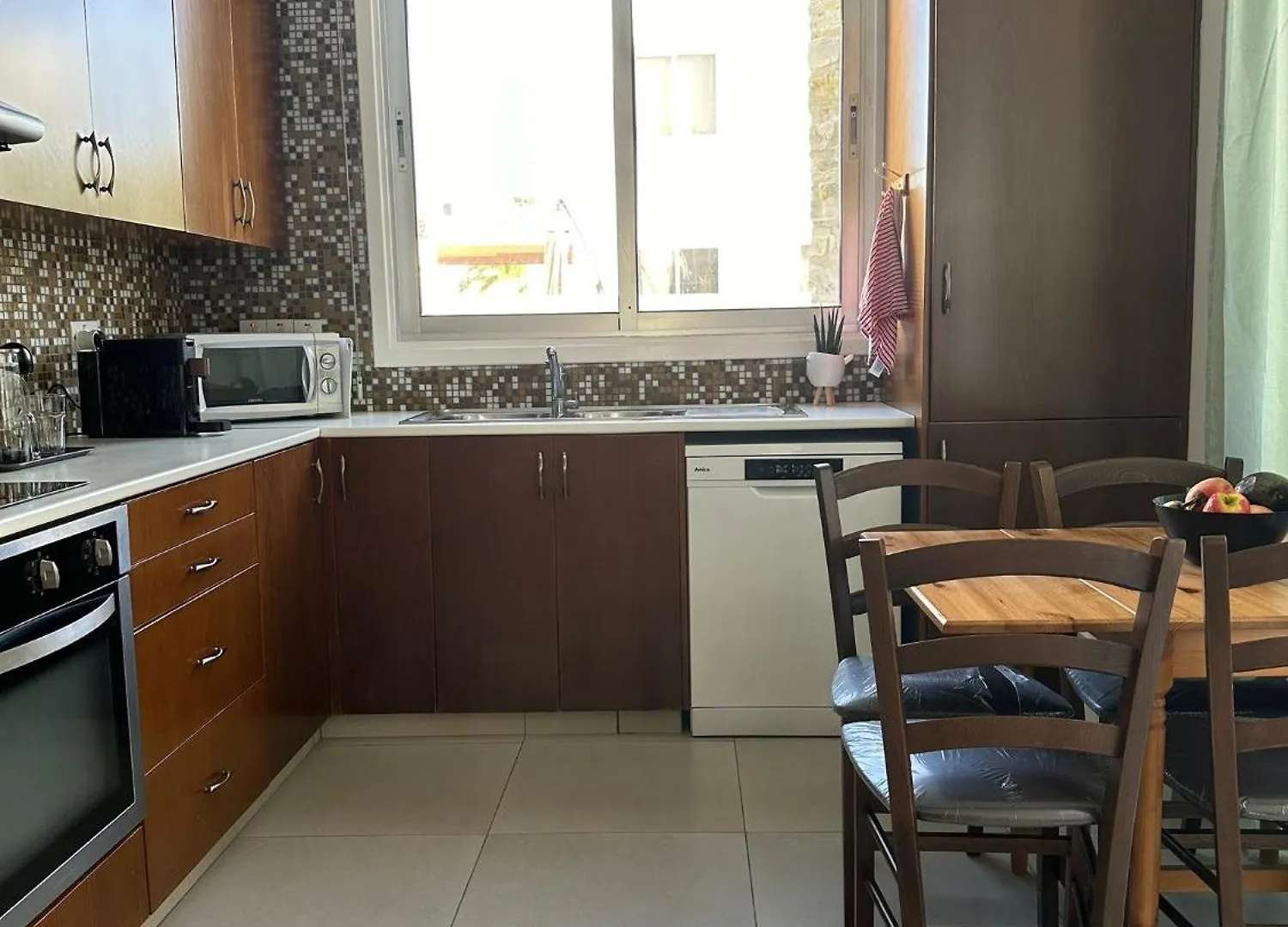 Haus 2 Schlafzimmer Und Pool Перволия Вилла