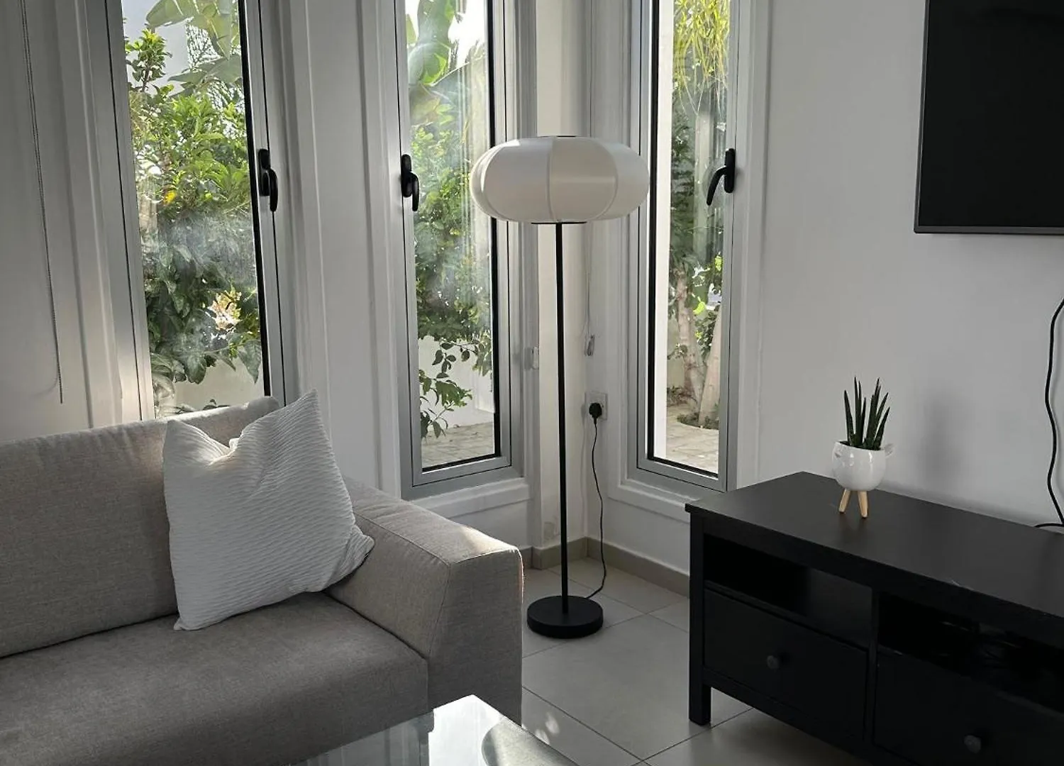 Haus 2 Schlafzimmer Und Pool Перволия